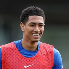 SER: Florentino prepara 90M€ por el ‘nuevo Modric’