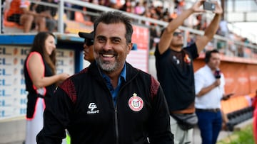 Futbol, Cobreloa vs Union San Felipe
Fecha 01, Liga Ascenso Caixun 2025.
El director tecnico de Union San Felipe Italo Pinochet, antes del partido ante Cobreloa primera division realizado en el estadio Zorro del desierto de Calama.
Calama, Chile.
23/02/2025
Pedro Tapia/Photosport
Football, Cobreloa vs Union San Felipe
Date 01, Liga Ascenso Caixun 2025.
The technical director of Union San Felipe Italo Pinochet, before the match against Cobreloa in the first division held at the Zorro stadium in the Calama desert, Chile.
23/02/2025
Pedro Tapia/Photosport
