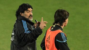 Maradona, posible invitado sorpresa a la boda de Messi