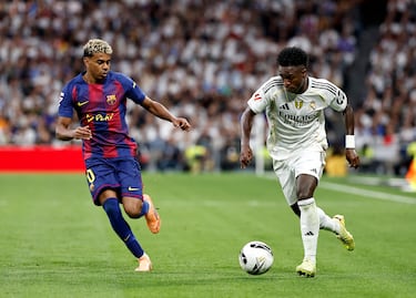 Lamine Yamal cada día se parece más a Vinicius