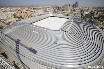 Como el sistema instalado es ultramoderno y puede activarse la cubierta en poco tiempo, el Madrid esperar a la misma ma?ana del sbado y si el riesgo de lluvia es mximo pedira permiso a LaLiga para cerrar el techo.