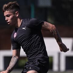 Fortaleza ficha a un chileno antes de enfrentar a Colo Colo: “Está adelantado”