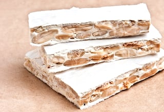 Corbera, expertos en frutos secos: “El turrón que comes no es turrón. Los ingredientes son frutos secos, azúcar, huevo y nada más”