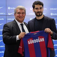 LaLiga suaviza el control económico para fichar más