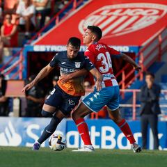 Jesús Fernández derriba la puerta del Lugo