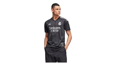 Las camisetas del Real Madrid y otros productos para apoyar al equipo en Liga y Champions