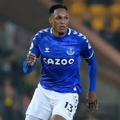 "Estamos cortos de centrales, a Yerry Mina le quedan 5 semanas"