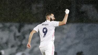 27/04/21 PARTIDO SEMIFINALES CHAMPIONS LEAGUE REAL MADRID - CHELSEA ALEGRIA GOL 1-1 BENZEMA
