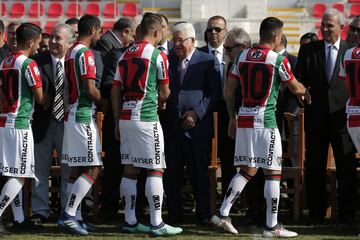 Mahmoud Abbas visitó al plantel de Palestino durante la jornada de hoy. Estas fueron las mejores postales que dejó el encuentro.