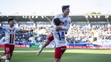 El coreano marcó uno de los goles de la jornada, ante el Huesca. Se acomodó el balón con un control orientado; y desde el piquito del área disparó con su pierna derecha. Golazo. El tercero de la temporada para el extremo.