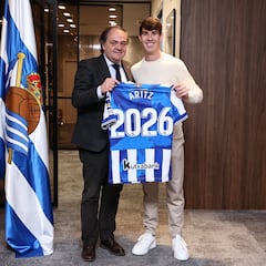 Aritz Elustondo: “Estoy contento de seguir cumpliendo mis sueños”