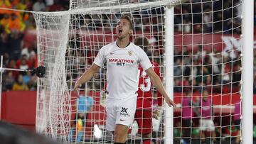 Luuk De Jong celebra el gol ante el Levante.