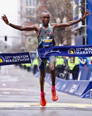 BOSTON, MASSACHUSETTS - APRIL 17: Evans Chebet of Kenya crosses the finish line and takes first place in the professional Men's Division during the 127th Boston Marathon on April 17, 2023 in Boston, Massachusetts. (Photo by Maddie Meyer/Getty Images)