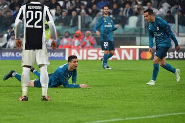 0-2. Cristiano Ronaldo celebró un gol de época.