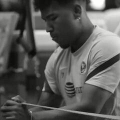 América entrena con todo para el Clásico Nacional contra Chivas