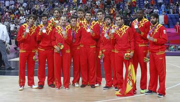 13/08/12 JJOO JUEGOS OLIMPICOS LONDRES 2012
BALONCESTO FINAL ESTADOS UNIDOS USA
EEUU - ESPAÑA
ESPAÑA MEDALLA DE PLATA
PUBLICADA 27/08/12 NA MA51 1COL