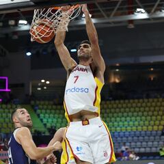 Aprobados y suspensos de España: el equipo se levanta de la mano de Aldama, Brizuela y Willy