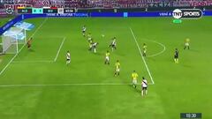 ¡Tuvo que ser Enzo! Cabezazo para el primero de River