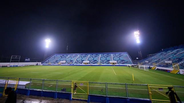 La prensa fue encerrada en jaulas en Honduras