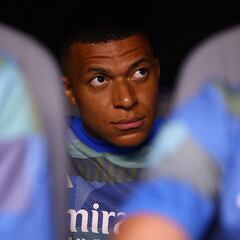 Francia se relame con Mbappé