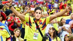 Muchos aficionados de Colombia acuden a los partidos de su selecci&oacute;n con caretas de James.