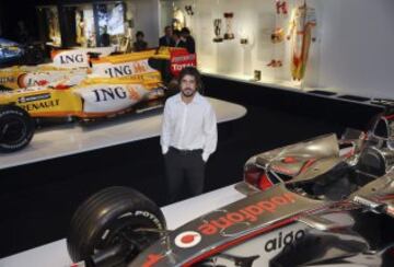 Fernando Alonso en la presentación de su Museo en Asturias.