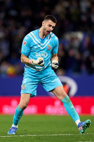 Espanyol (2021-2025) - Barcelona (2025- actualidad).