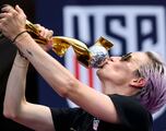 Megan Rapinoe in the World Cup: goals, assists, participations, awards, best team finish...