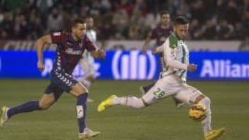 El delantero rumano del Córdoba, Florin Andone, autor del 1-0 en El Arcángel ante el Eibar.