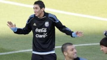 <b>ESPERA NOTICIAS.</b> Di María está concentrado con Argentina a la espera de que se resuelva su futuro.