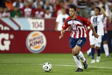 'Chicharito': "Nunca prometí retirarme en Chivas"