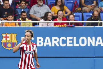 La jugadora del Atlético de Madrid, Amanda Sampedro, celebra el 0-1.