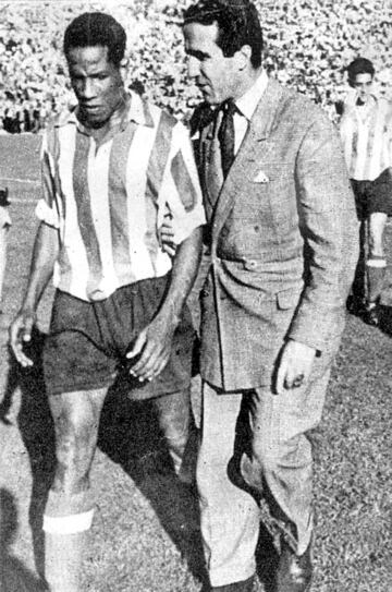 Dirigió al equipo un total de 1.305 días desde su llegada el 1 de julio de 1949 hasta su salida el 26 de enero de 1953.