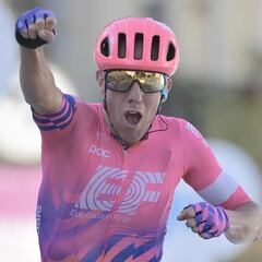 Woods se impone tras las duras rampas del Poggio Murella