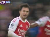 El ‘Spanish Arsenal’ huele a Premier: golazo escandaloso de Zubimendi para meter toda la presión a Guardiola