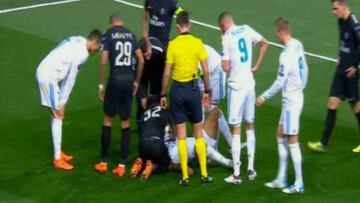 Marcelo dio el susto tras un choque con Dani Alves