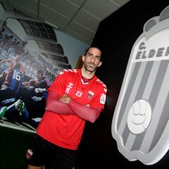 “Hace un mes estábamos desahuciados y míranos ahora”