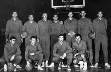 La España franquista congeló sus relaciones con la unión Soviética por las políticas anti-marxista del régimen de Francisco Franco. En el año 1963, un partido de baloncesto entre las dos selecciones empezó a romper la tensión entre ambos países.