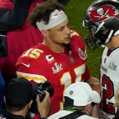 Tom Brady, la espina clavada en la carrera de Mahomes