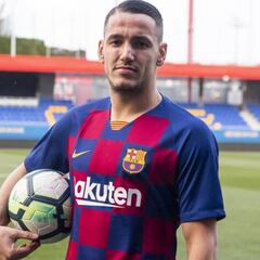 El delantero albanés del Barça B, Rey Manaj, al rescate