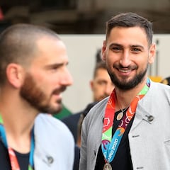 Donnarumma se despide del Milan y el club le contesta