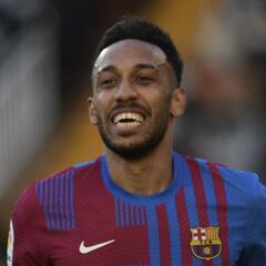 El árbitro le da hat-trick a Aubameyang: "Mestalla es como mi casa"