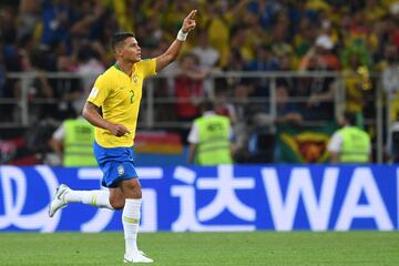 0-2. Thiago Silva celebró el segundo gol.