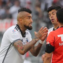 Herrera repasa otra vez a Vidal: “Estuvo todo el año lesionado; Colo Colo perdió el clásico por su culpa”