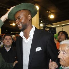 Cumple 50 años Finidi George: Lopera se lo 'robó' al Madrid