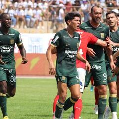 Católica jugó su segundo amistoso en Perú y se encontró con esto