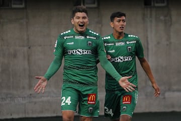 El "Búfalo" se ha cansado de marcar golazos de tiro libre en el fútbol chileno. Actualmente sigue vigente en San Antonio Unido.