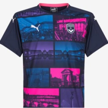 Las 20 camisetas más bellas
de la temporada 2016-2017