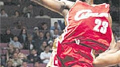 LeBron se exhibe en Washington con 38 puntos