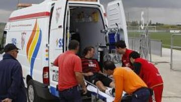 Alexis podría tener una lesión grave en la rodilla